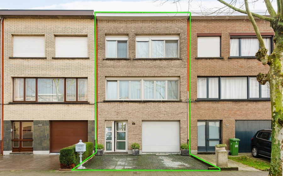 Bel-etage te koop in Merksem