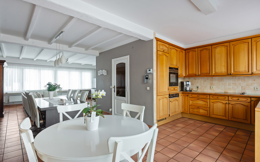 Bel-etage te koop in Merksem