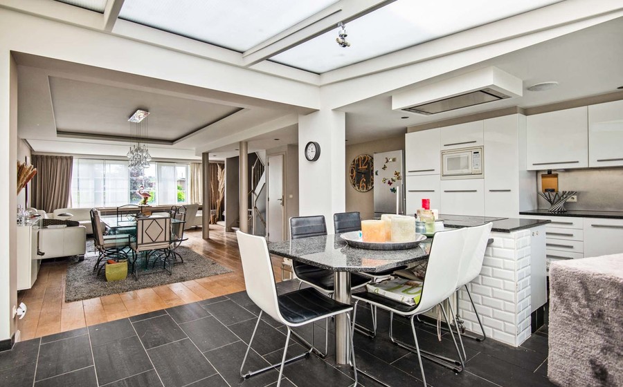 Bel-etage te koop in Merksem