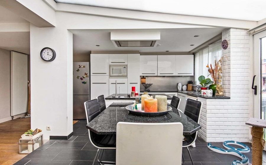 Bel-etage te koop in Merksem