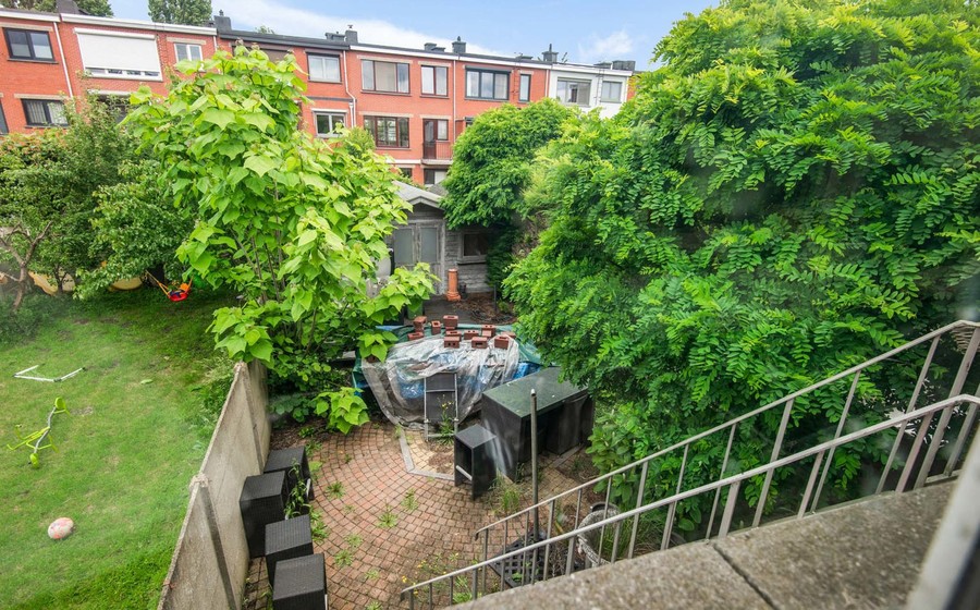 Bel-etage te koop in Merksem