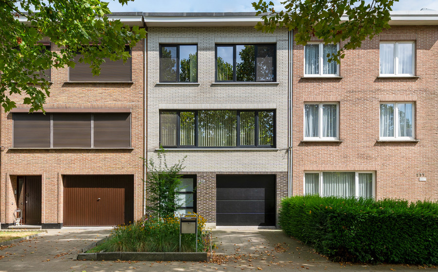 Bel-etage te koop in Merksem