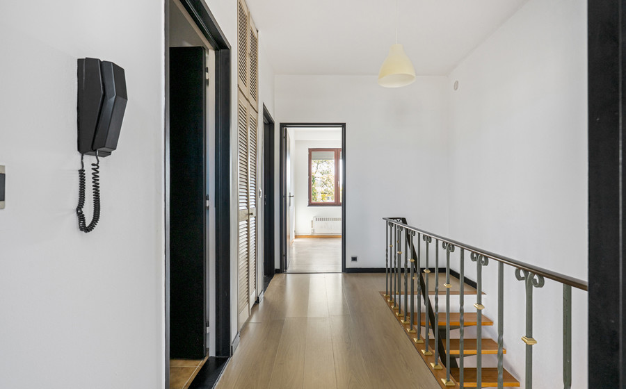 Bel-etage te koop in Merksem