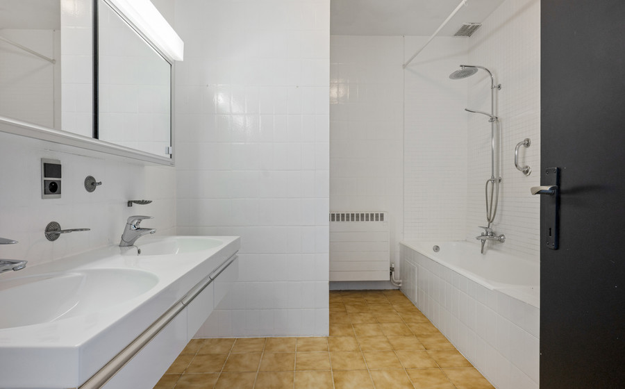 Bel-etage te koop in Merksem