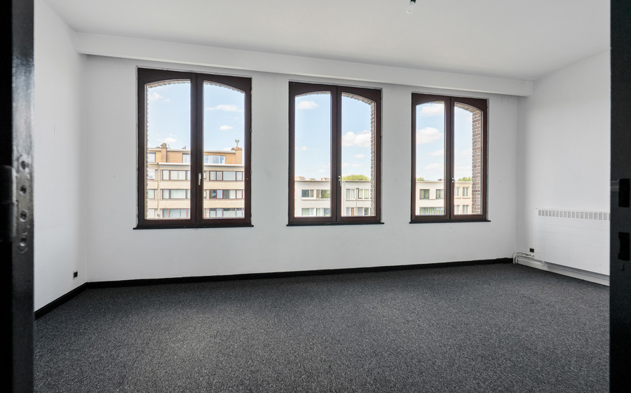 Bel-etage te koop in Merksem