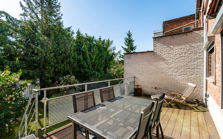 Bel-etage te koop in Merksem