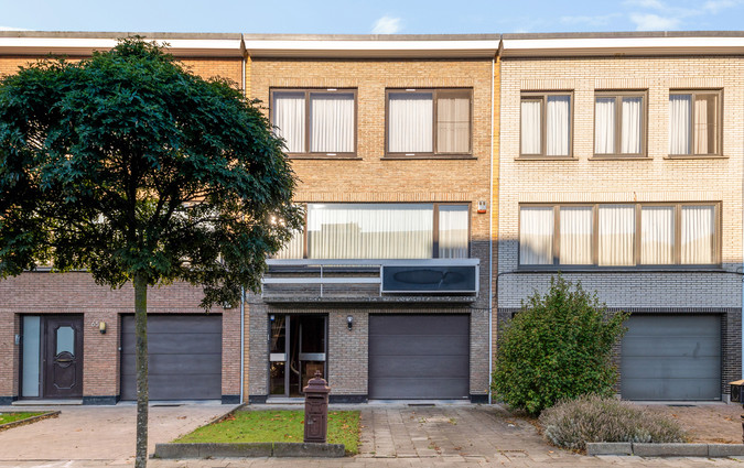 Bel-etage te koop in Merksem