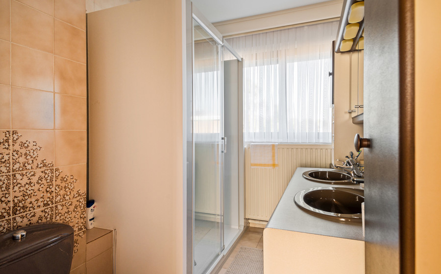 Bel-etage te koop in Merksem