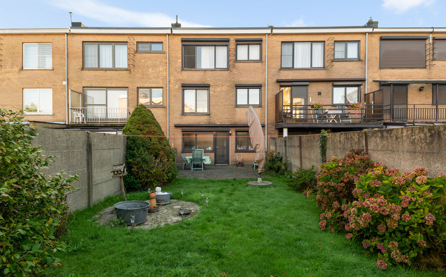 Bel-etage te koop in Merksem