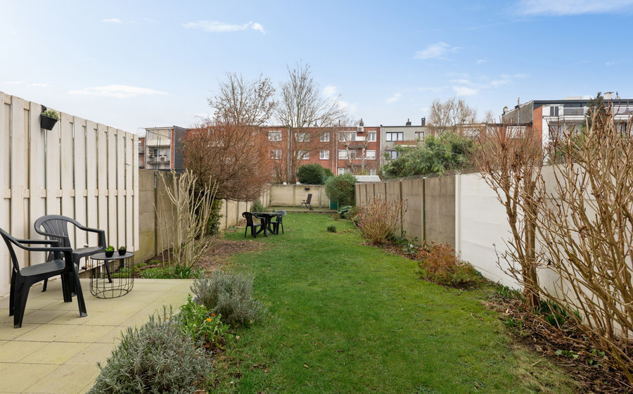 Gelijkvloerse verdieping te koop in Deurne