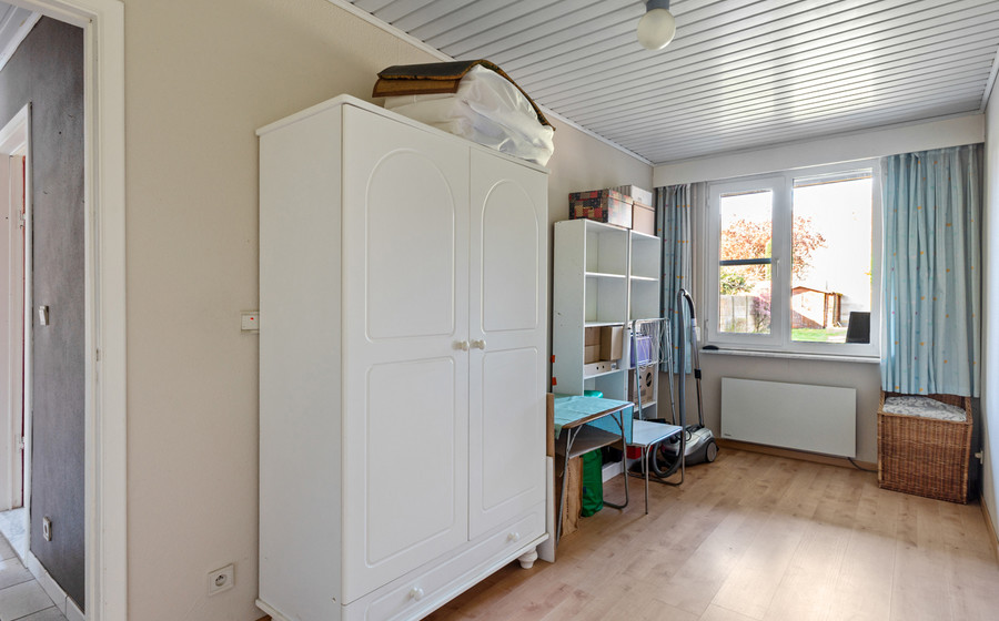 Gelijkvloerse verdieping te koop in Merksem